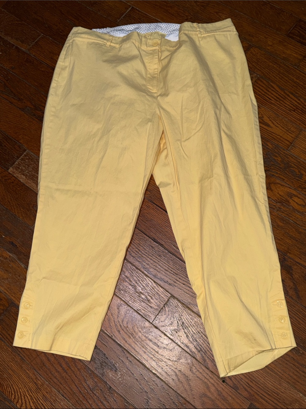 Talbots Pale Yellow Cropped Chino Pants
